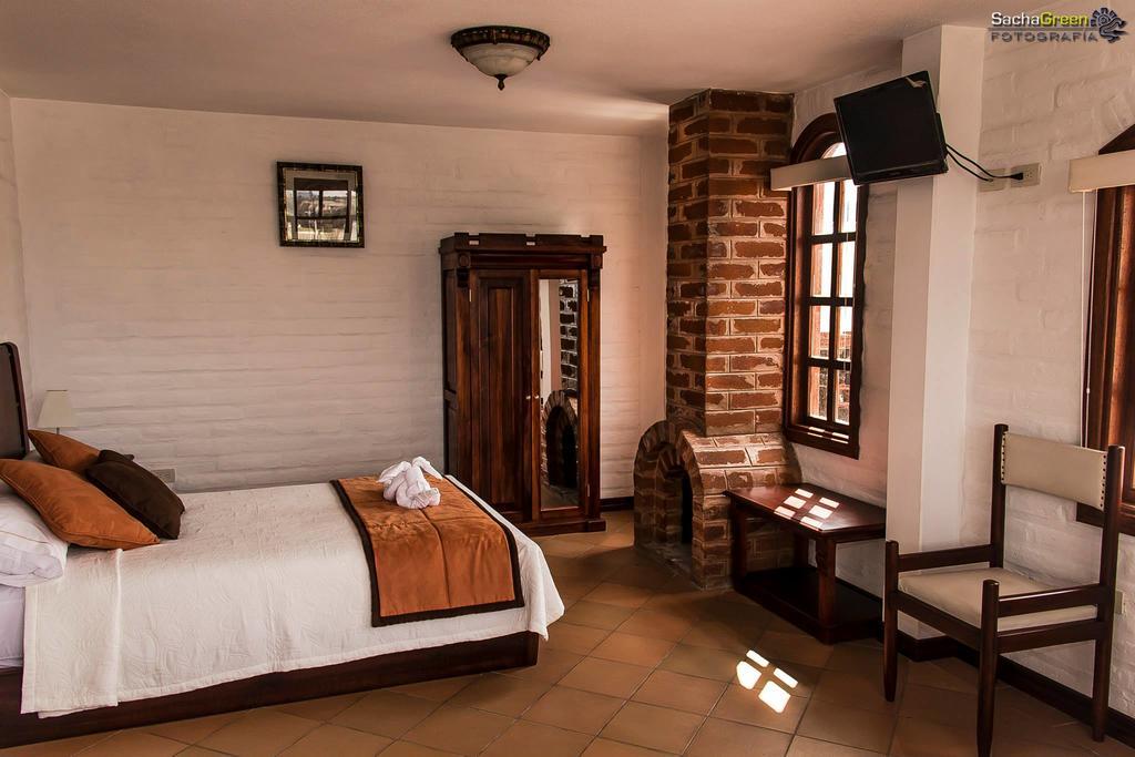Hosteria El Imperio Real Salcedo Exterior photo